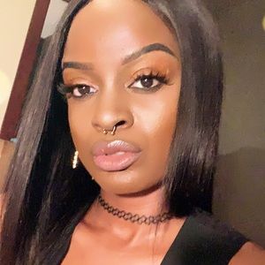 Meet your Posher, Nikita